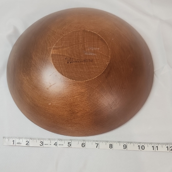 Elegant Brown Wooden Bowl - Picture 4 of 5